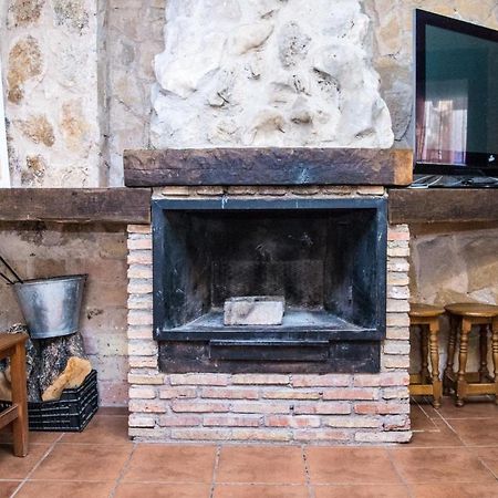 Apartamentos Capricho Del Valle 아로요프리오 외부 사진