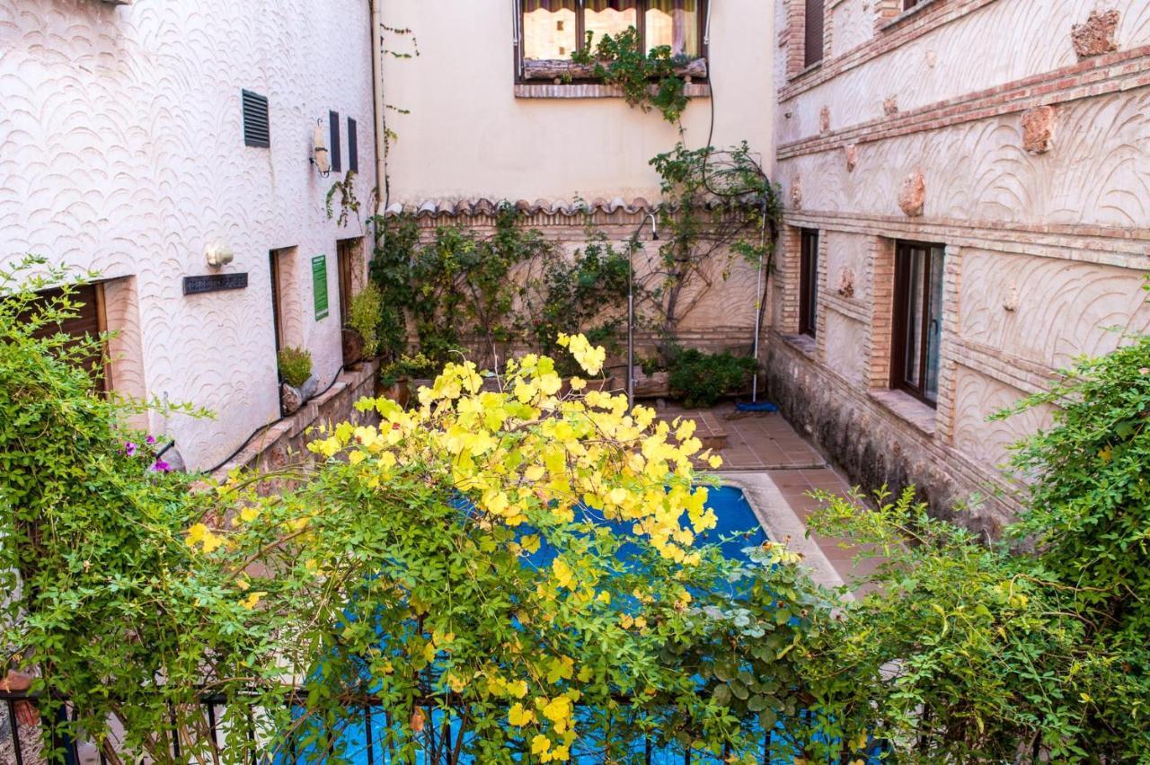 Apartamentos Capricho Del Valle 아로요프리오 외부 사진
